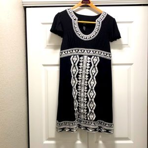 INC White and Black Shift dress